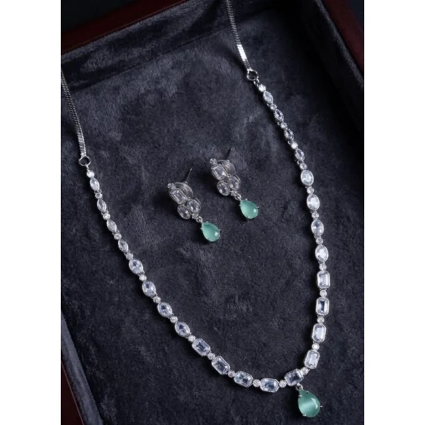 Women's Brass Silver Plated Necklace set (Turquoise)