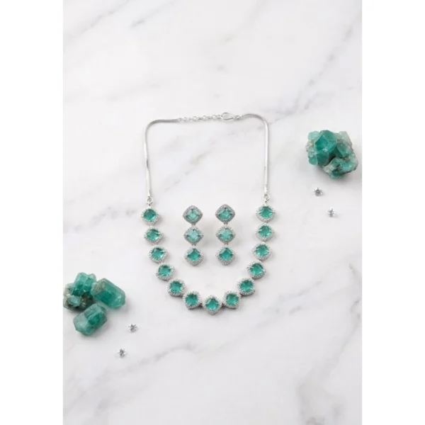 Women's Brass Silver Plated Necklace set (Green)