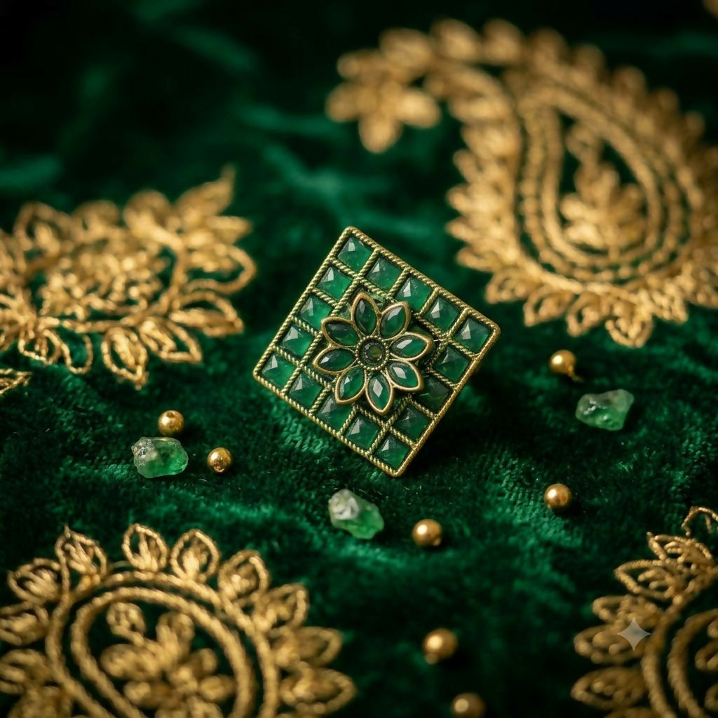 Statement Ring – Vintage Green Floral Design for Women - Image 3