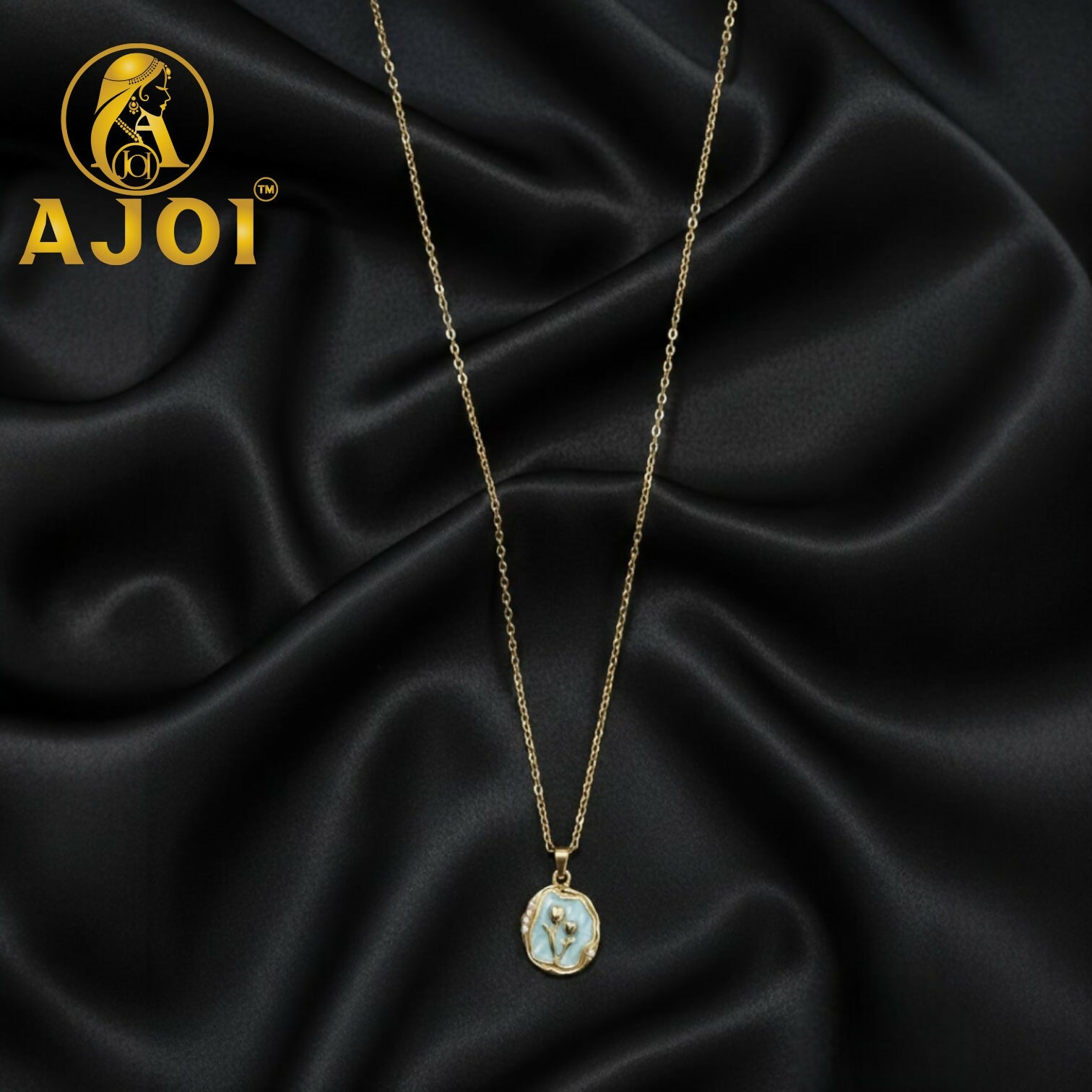 Gold Pendant Necklace – Elegant Floral Enamel Charm