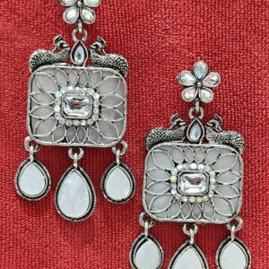 Silver Earrings – Intricate Antique Craftsmanship