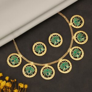 Floral Ruby-Green Choker – Gold-Tone with Pearl Drops