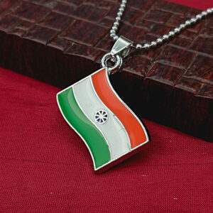 India Flag Pendant Necklace – Patriotic Men's Chain Accessory